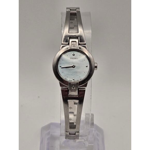 Seiko Quartz Watch Mother of Pearl Diamond Stainless Steel Aesthetic main image 6